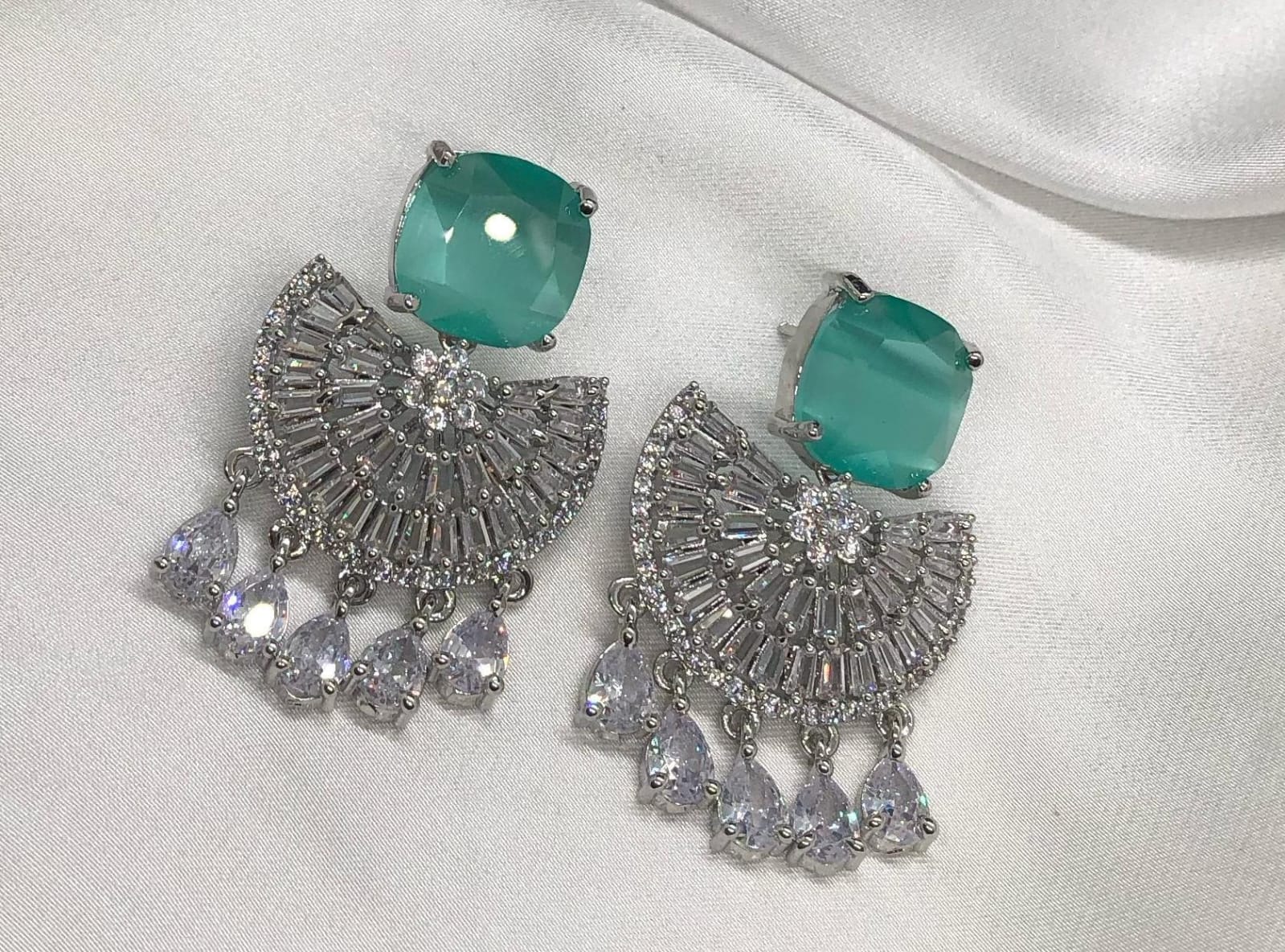 New Stylish Design Fashion Jewellery Earrings for Girls