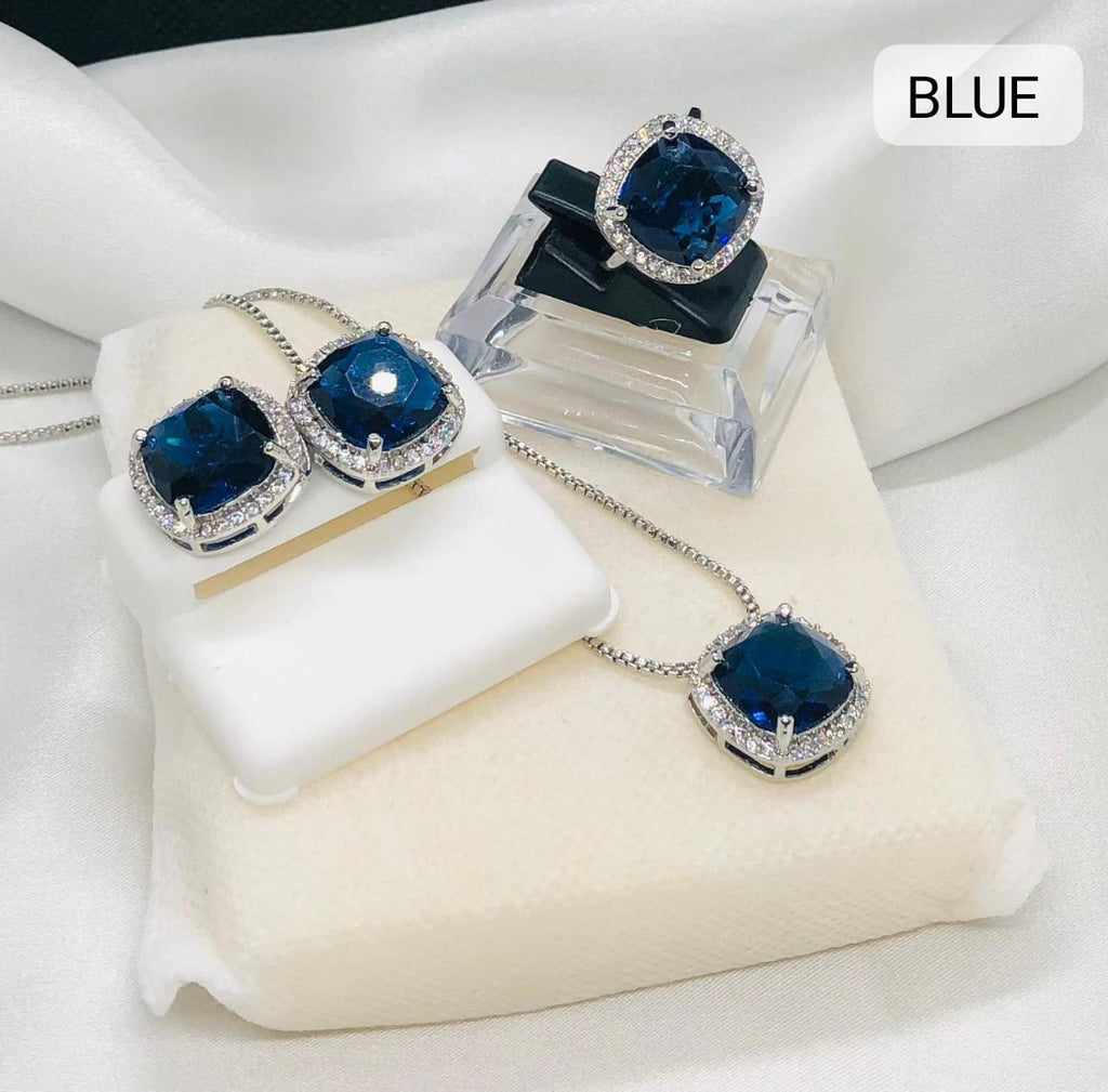 Aesthetic Accessories, Alloy Material Inlaid with Large Sparkling Rhinestones Set, with Necklaces, Rings, And Earrings, Suitable for Daily Wear, Parties, Weddings,