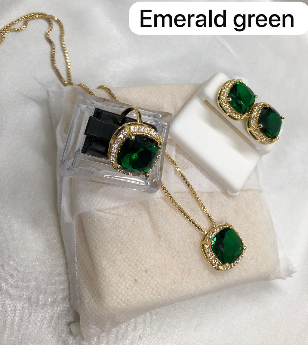 Aesthetic Accessories, Alloy Material Inlaid with Large Sparkling Rhinestones Set, with Necklaces, Rings, And Earrings, Suitable for Daily Wear, Parties, Weddings,