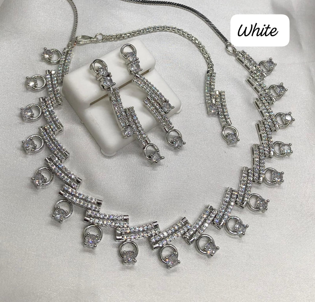 Luxury 4pcs Gold-Plated Jewelry Set for - Sparkling Rhinestone Necklace & Earrings,